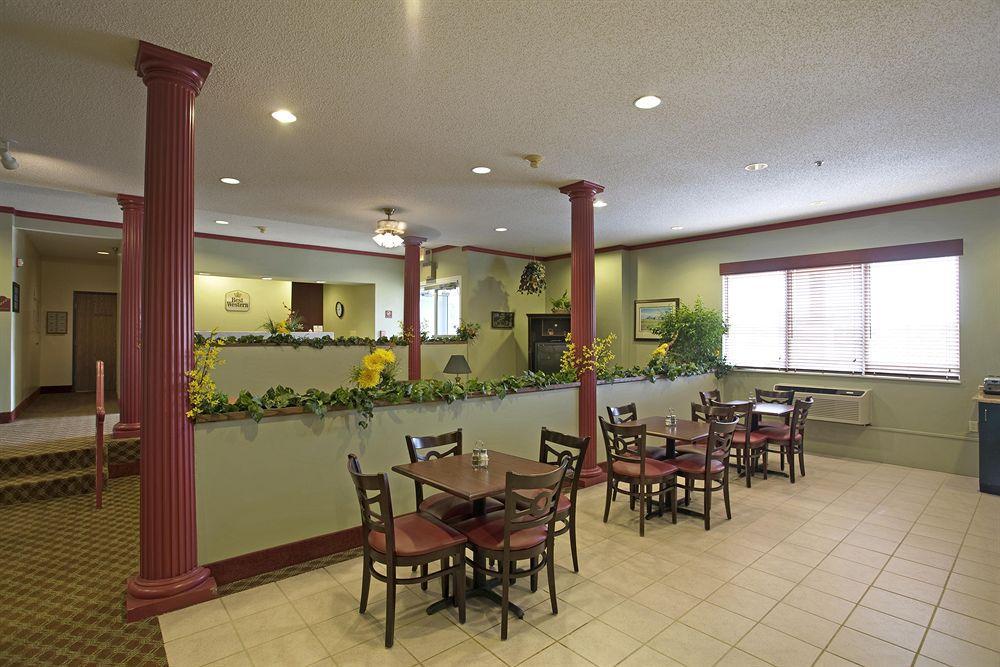 Best Western Teal Lake Inn Mexico Restaurant photo